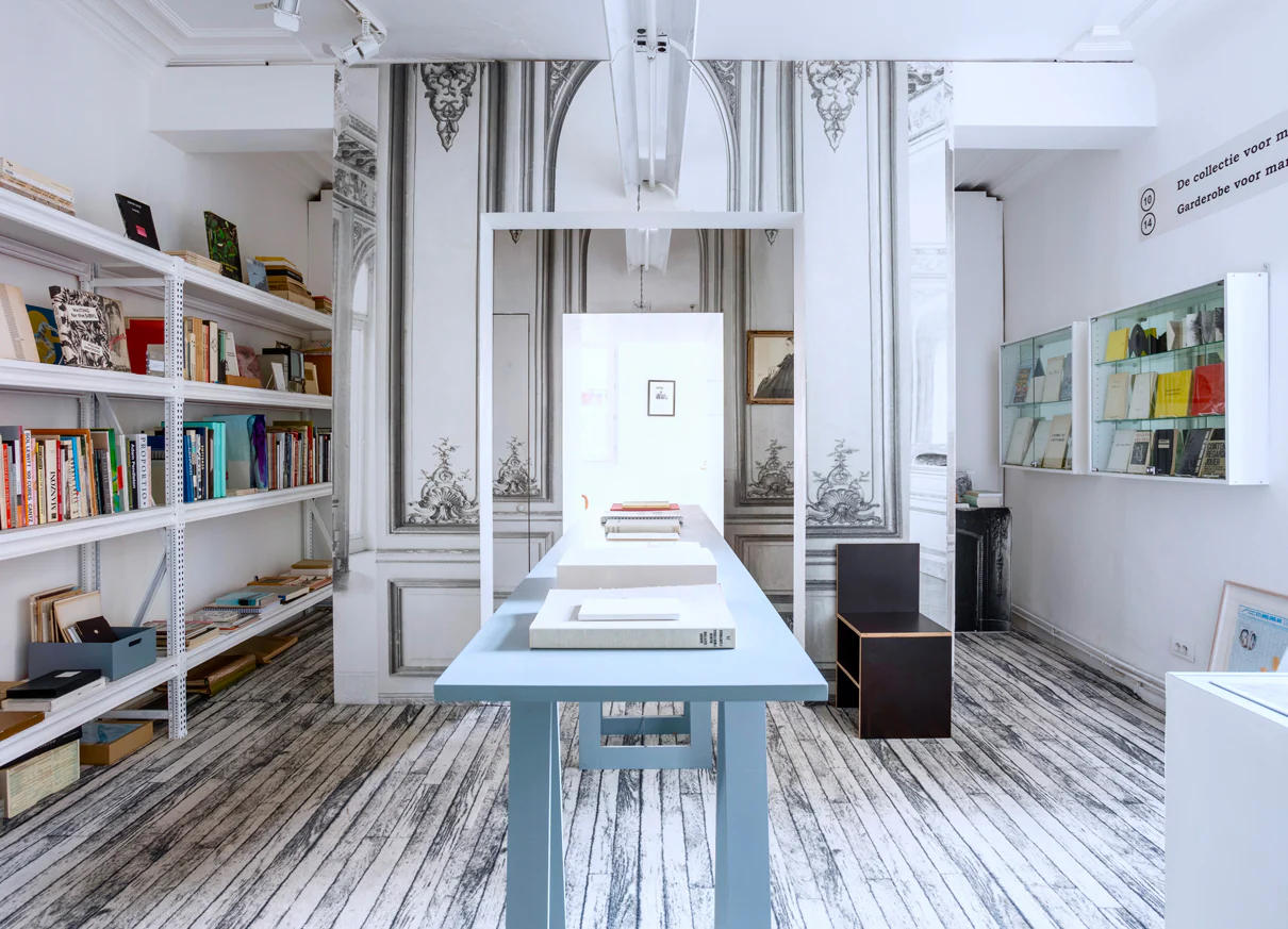 Curated Art for Discerning Collectors