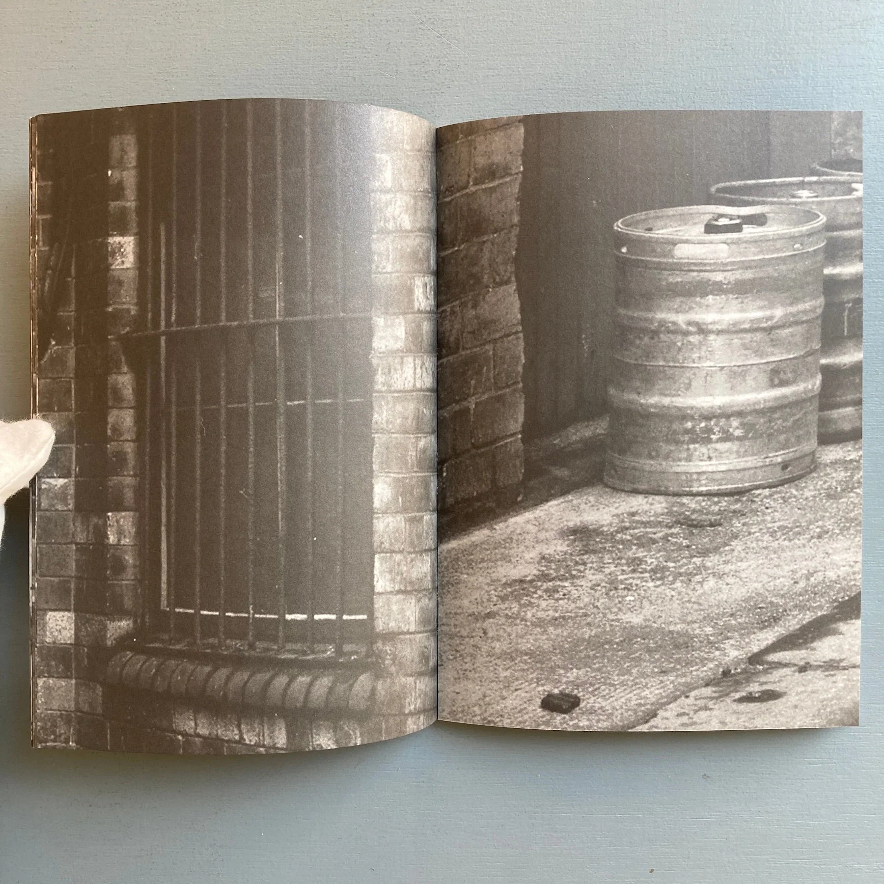 Bart Lodewijks - Looking for a beautiful place - Roma Publications 2003 - Image 8