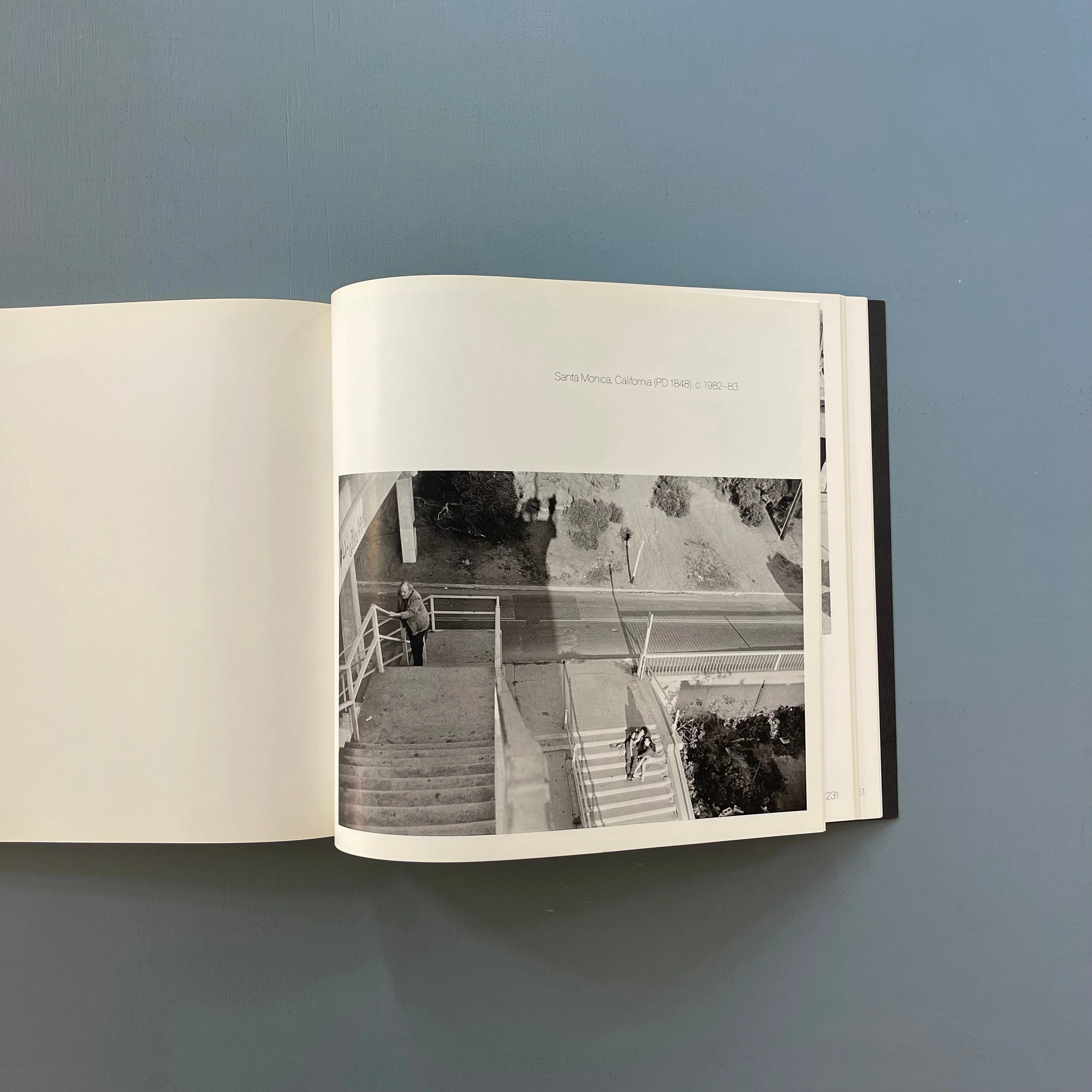 Gary Winogrand - Figments from the real world - Moma 1988 - Image 12