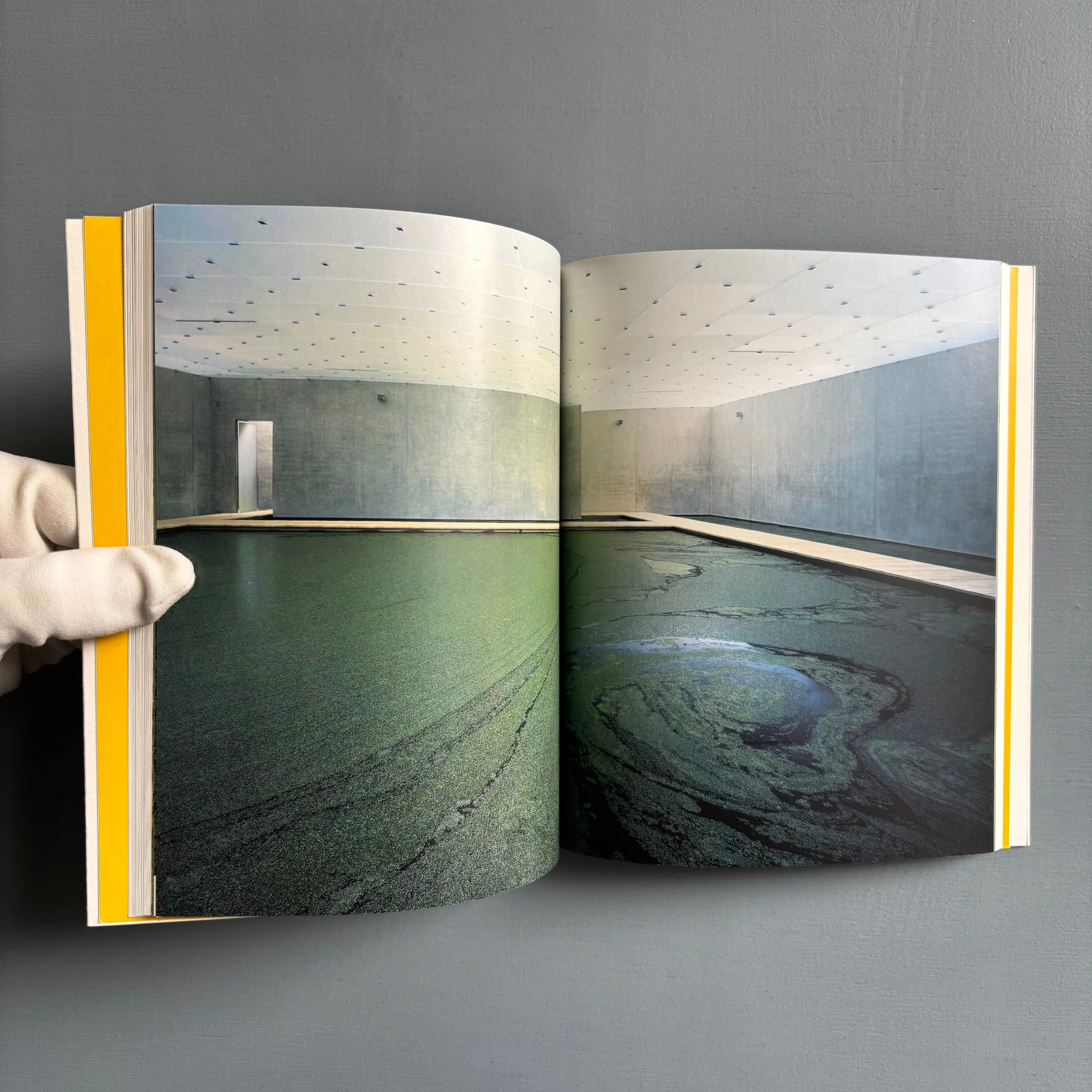 Olafur Eliasson - The mediated motion - Kunsthaus Bregenz 2002 - Image 4