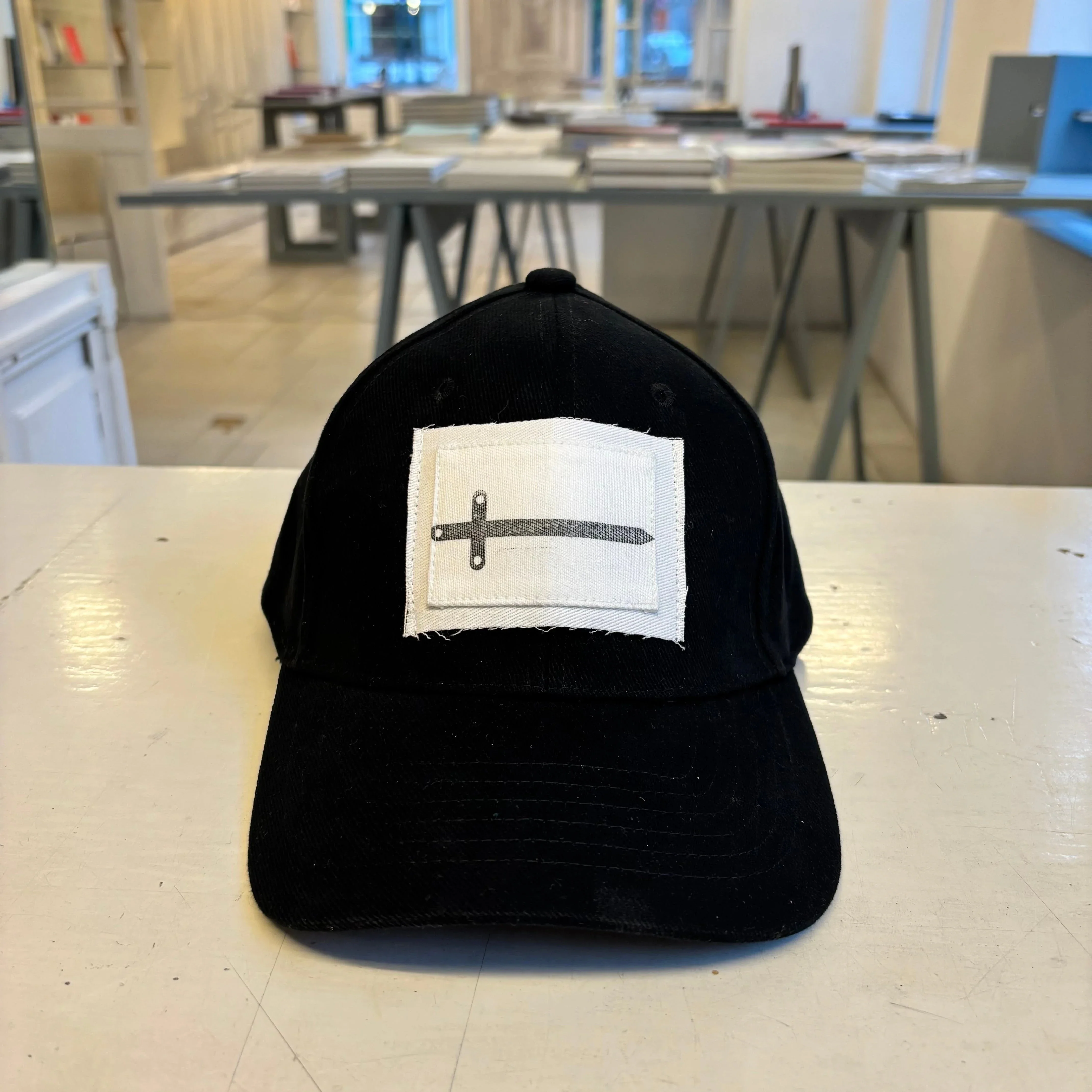 Saint-Martin Bookshop Cap - 2025 - Image 7